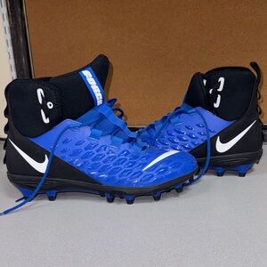 Nike Force Savage Varsity Cleats.
